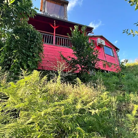 Red Hobbit House Feriehus
