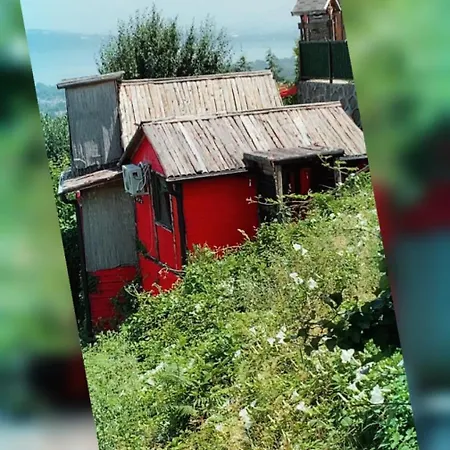 Red Hobbit House Feriehus *
