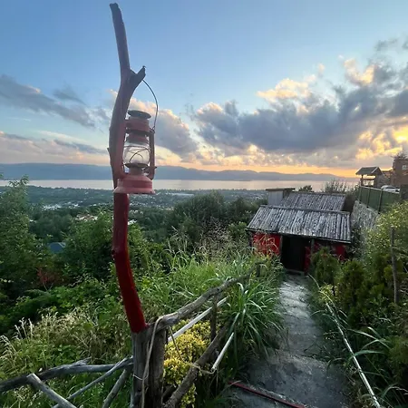 Kirmizi Hobbit Evi 別荘 サパンジャ