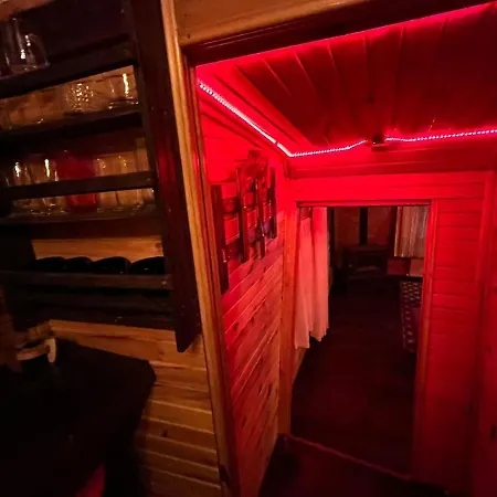 Red Hobbit House Sapanca