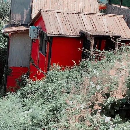 Red Hobbit House * Sapanca