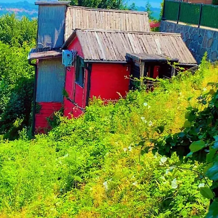 Red Hobbit House * Sapanca
