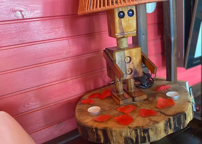 Kirmizi Hobbit Evi 別荘 サパンジャ