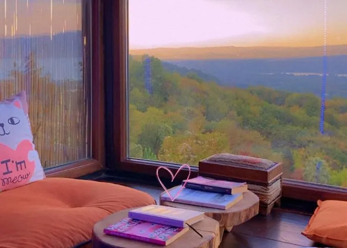 別荘 Kirmizi Hobbit Evi